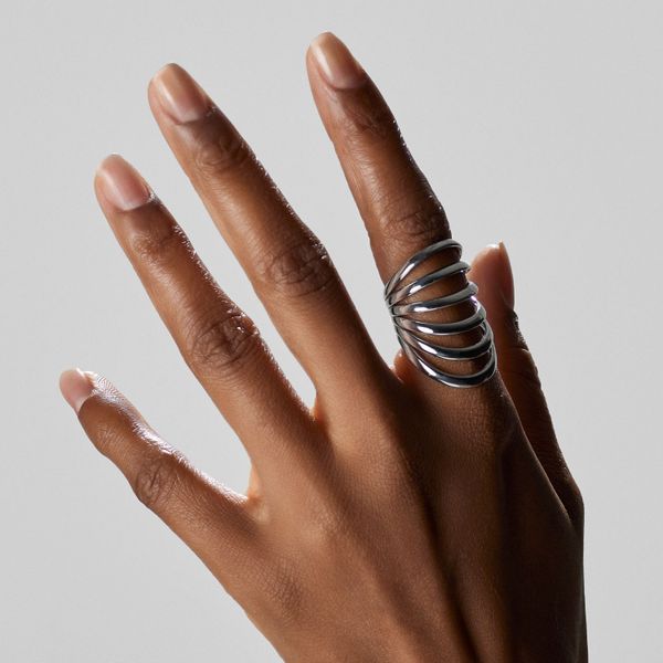 Six-band ring