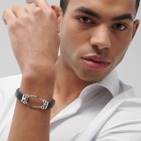 Medium rigid bracelet
