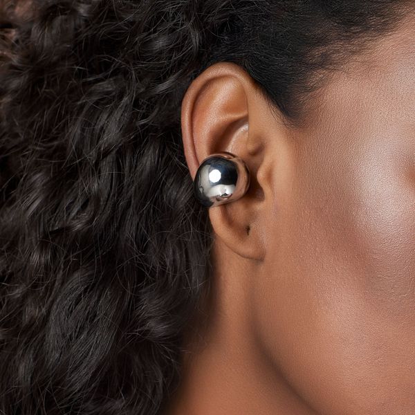 Spherical earcuff