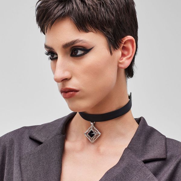 Choker pendente rombo